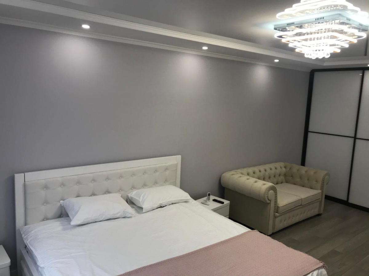 Затишна Квартира Apartment Ternopil Exterior foto