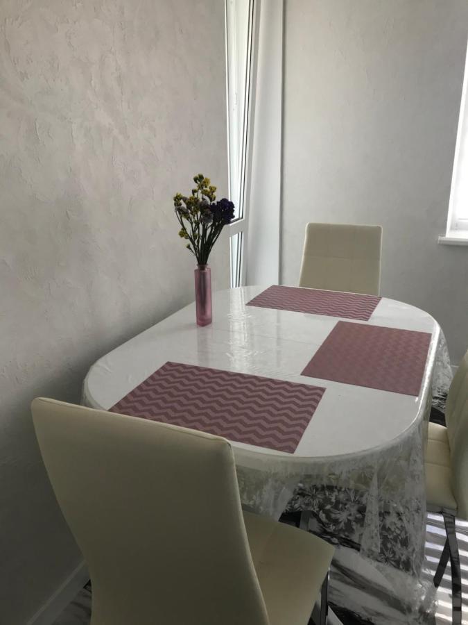 Затишна Квартира Apartment Ternopil Exterior foto