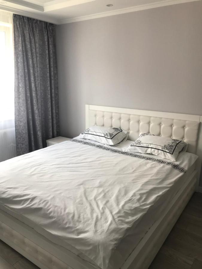 Затишна Квартира Apartment Ternopil Exterior foto