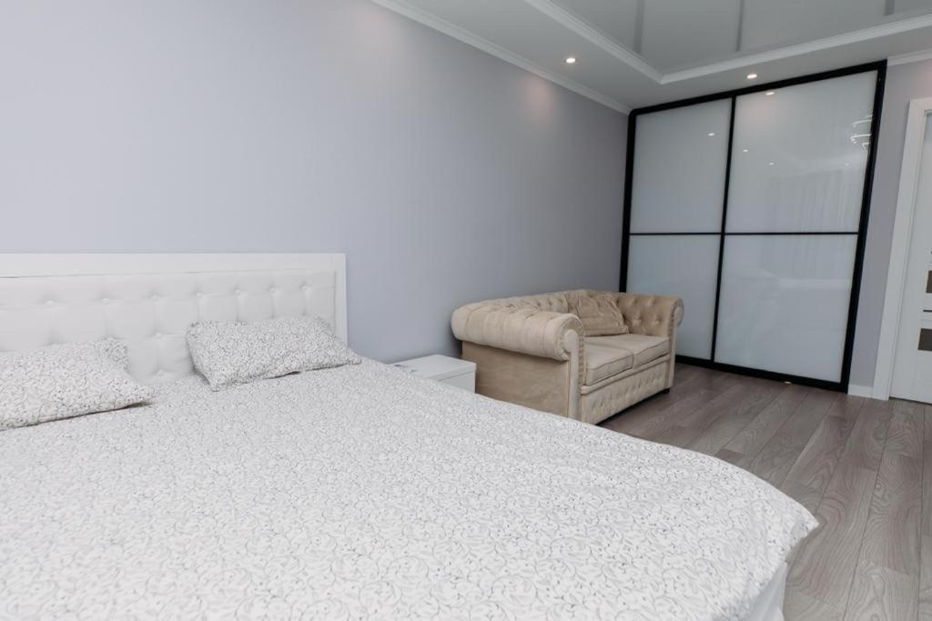Затишна Квартира Apartment Ternopil Exterior foto
